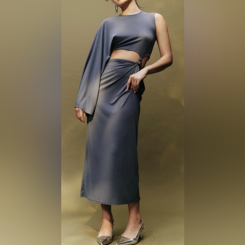 NEW Zara BLOGGER FAV Slate Blue One Bell Sleeve Cutout Maxi Dress Size L